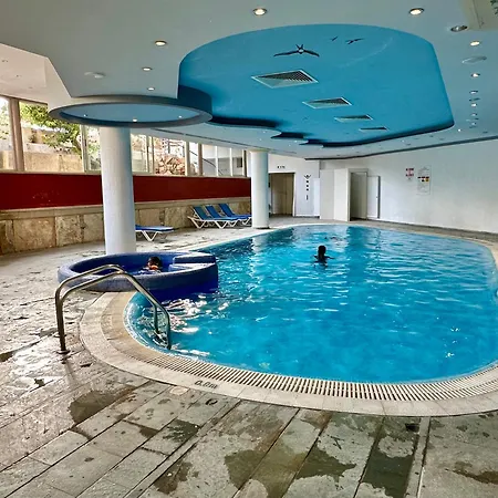 Complex House Near The Paphos