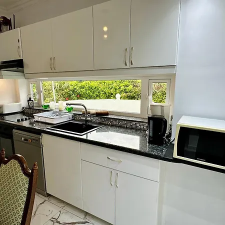 Casa vacanze Complex House Near The