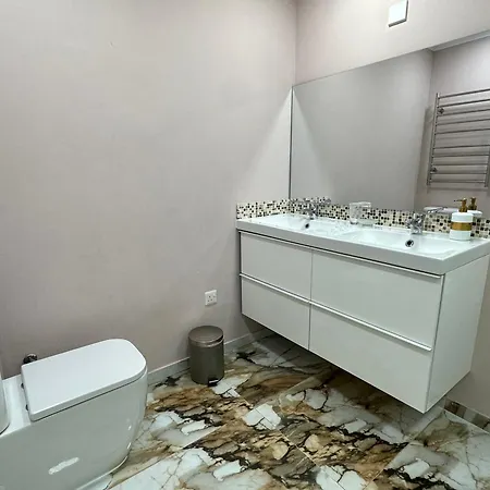 Complex House Near The Σπίτι διακοπών *