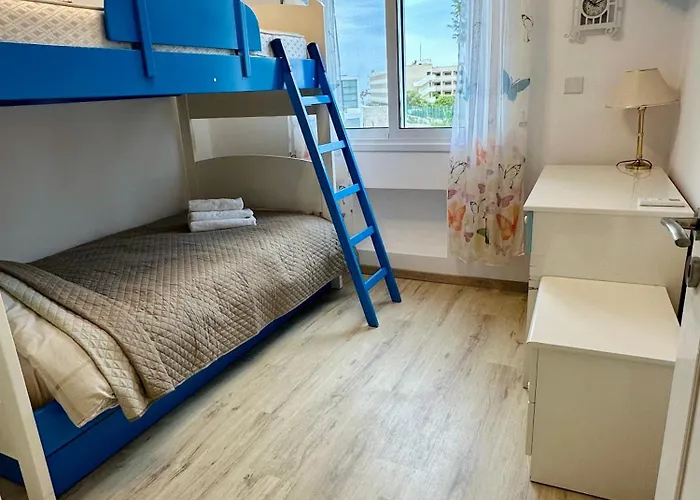 Complex House Near The Casa vacanze